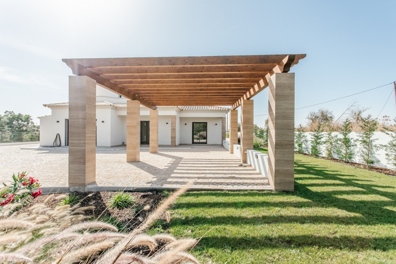 Moradia V4 com piscina para venda em Carvoeiro, Algarve_339928