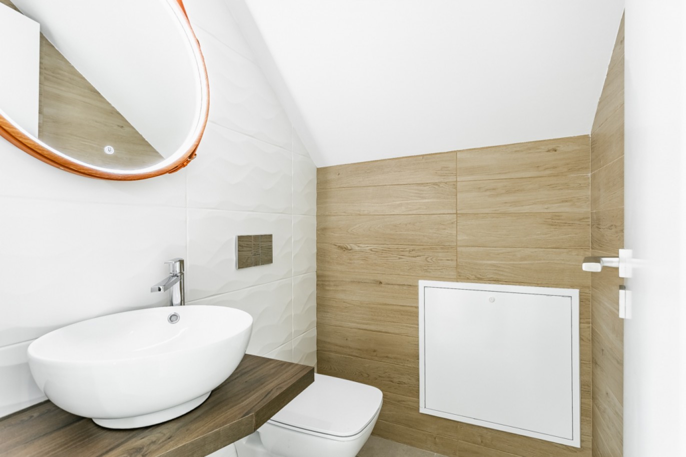 Moradia V4 com piscina para venda em Carvoeiro, Algarve_339933