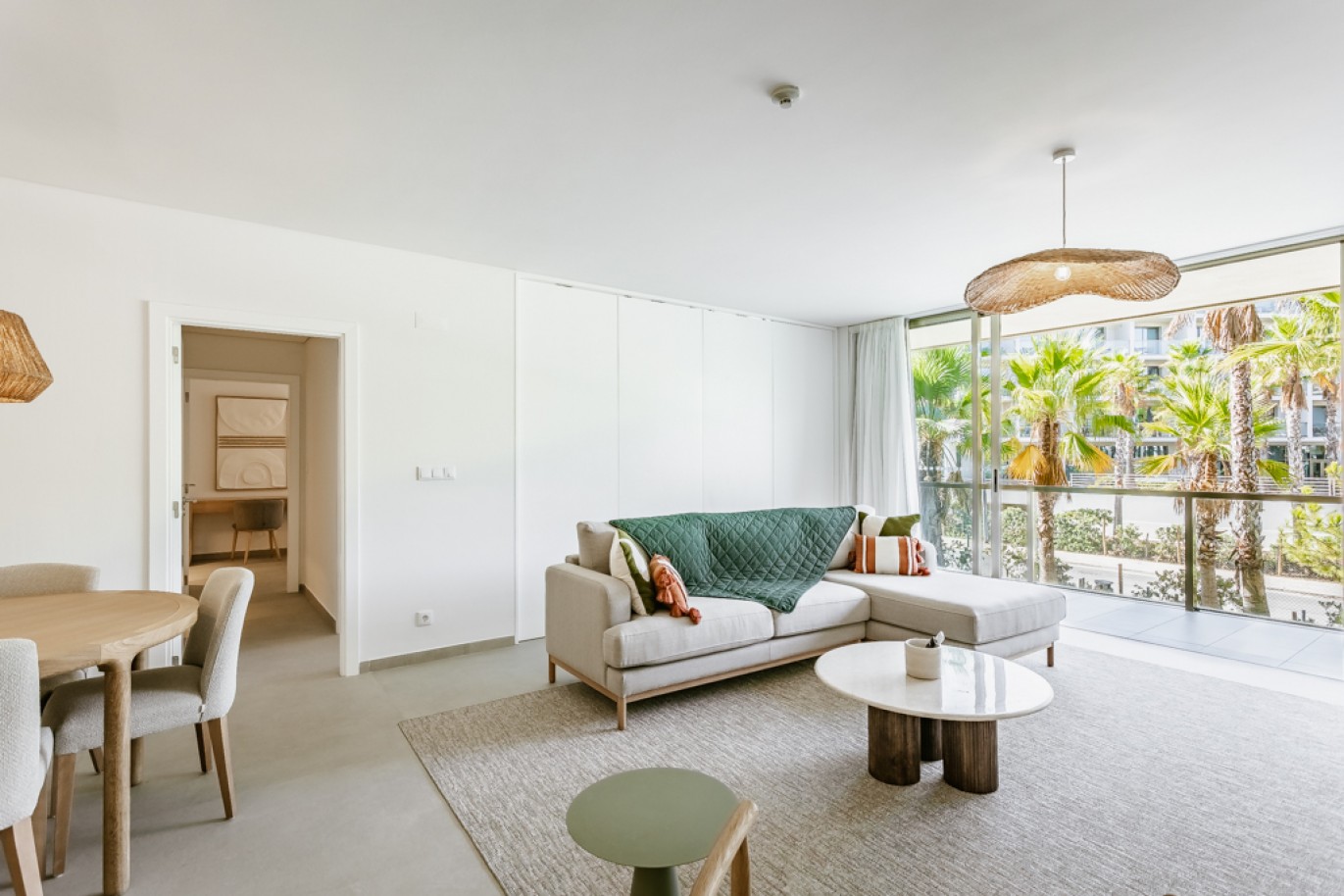 Piso de 2 dormitorios, en venta, en Salgados, Algarve, Portugal_339980