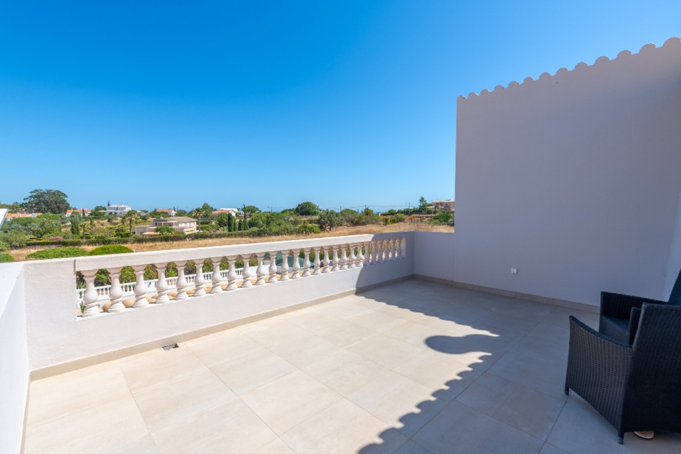 Fantástica Moradia com piscina para venda em Carvoeiro, Algarve_340018