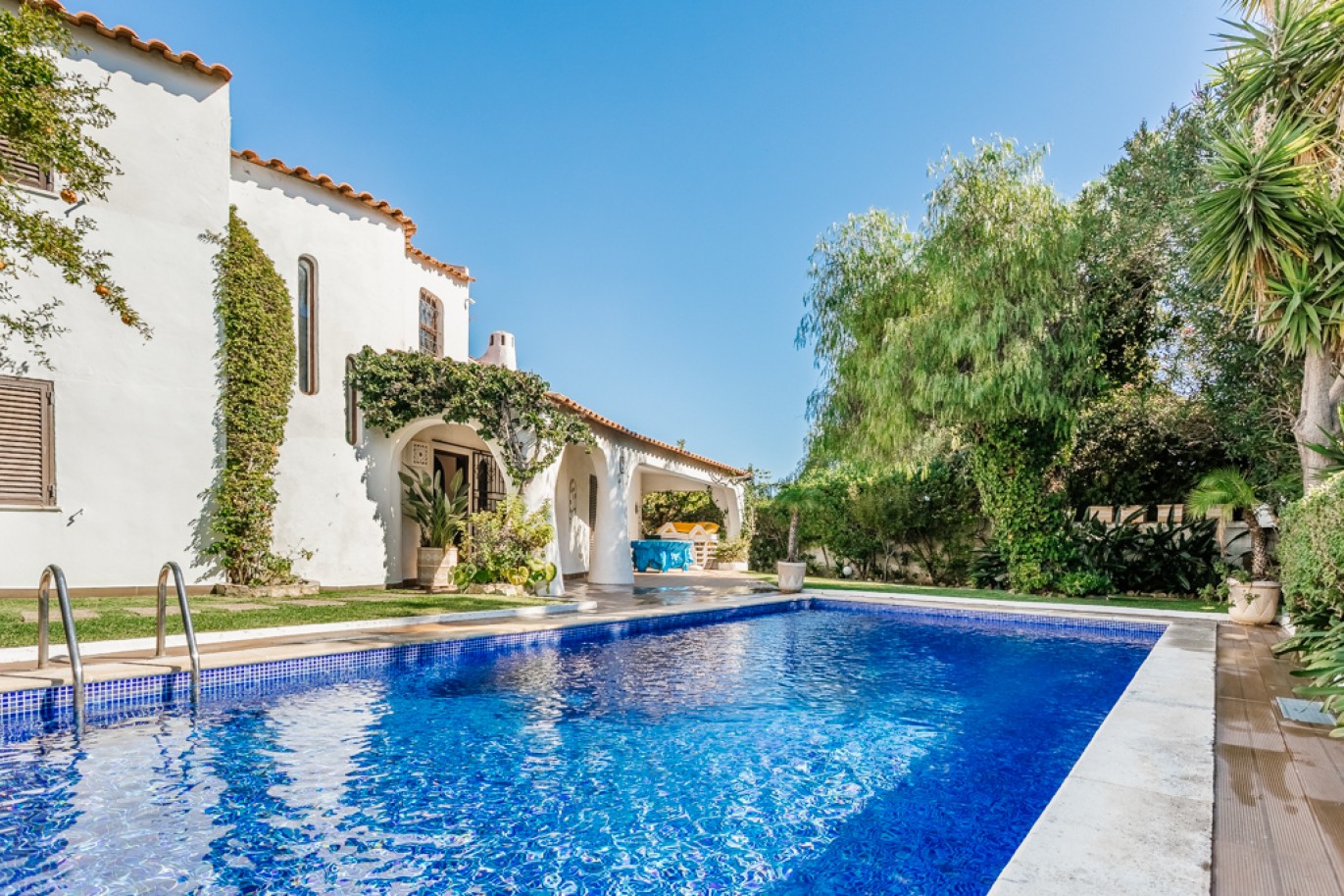4-bedroom villa, with pool, for sale in Albufeira, Algarve, Portugal_340096
