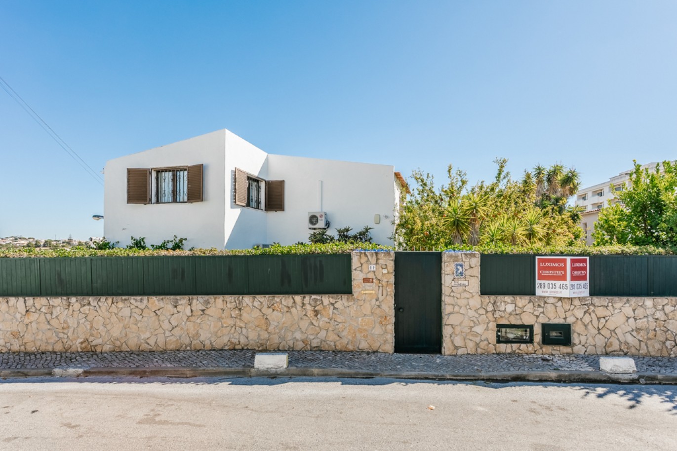 4-bedroom villa, with pool, for sale in Albufeira, Algarve, Portugal_340100