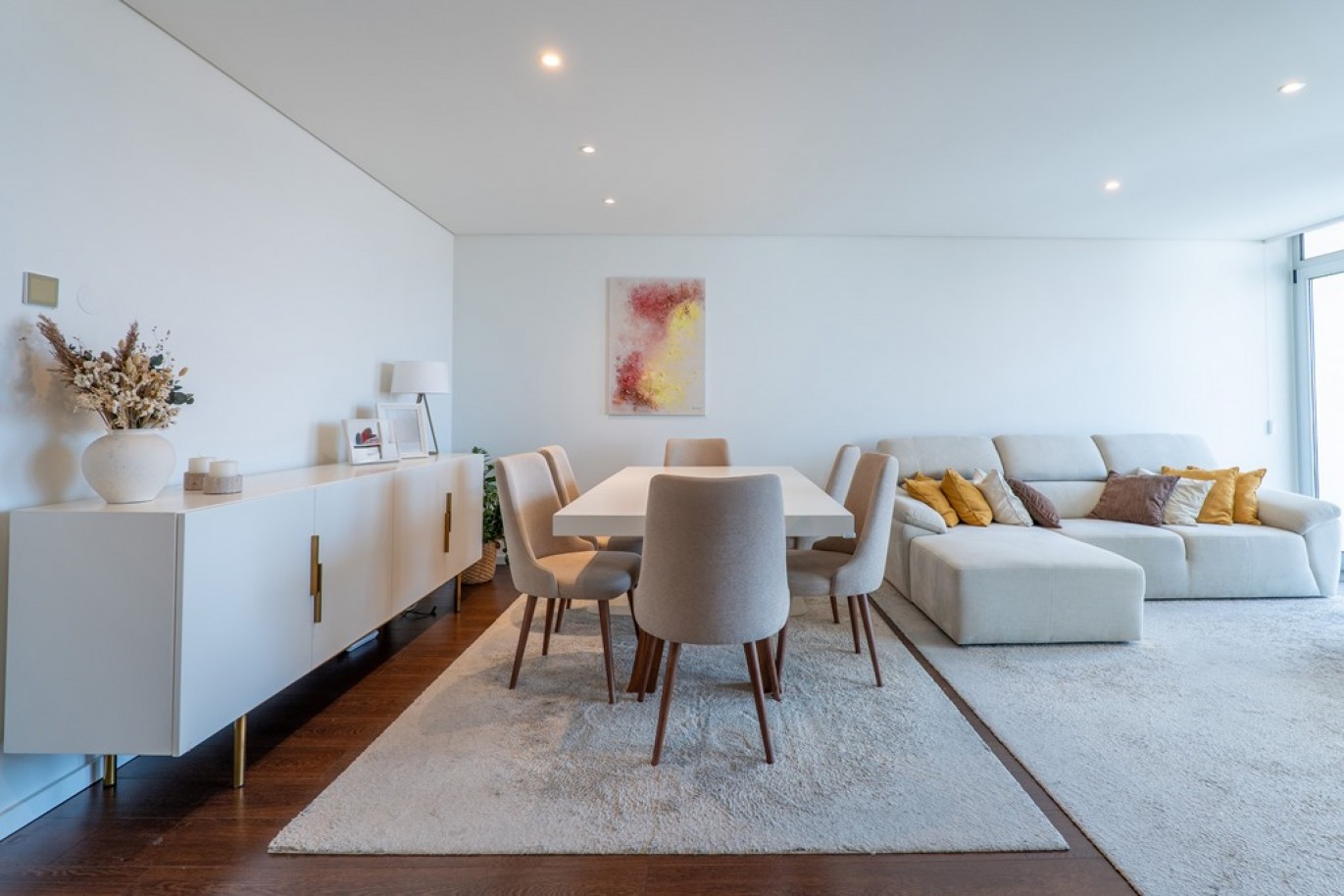 Apartamento T2 com varandas e vistas desafogadas à venda em Matosinhos_340201