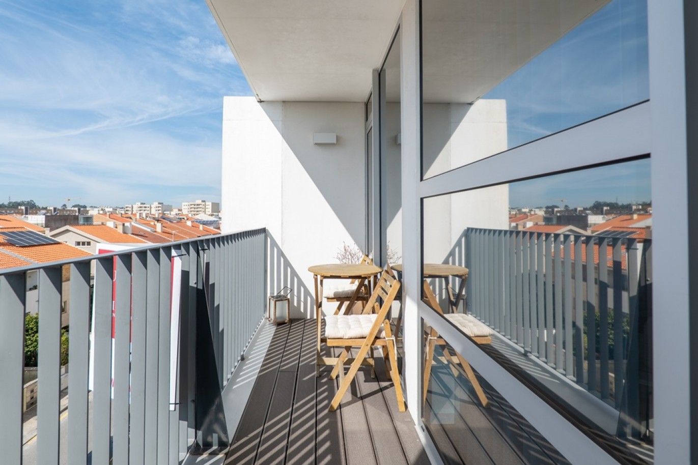 Apartamento T2 com varandas e vistas desafogadas à venda em Matosinhos_340220