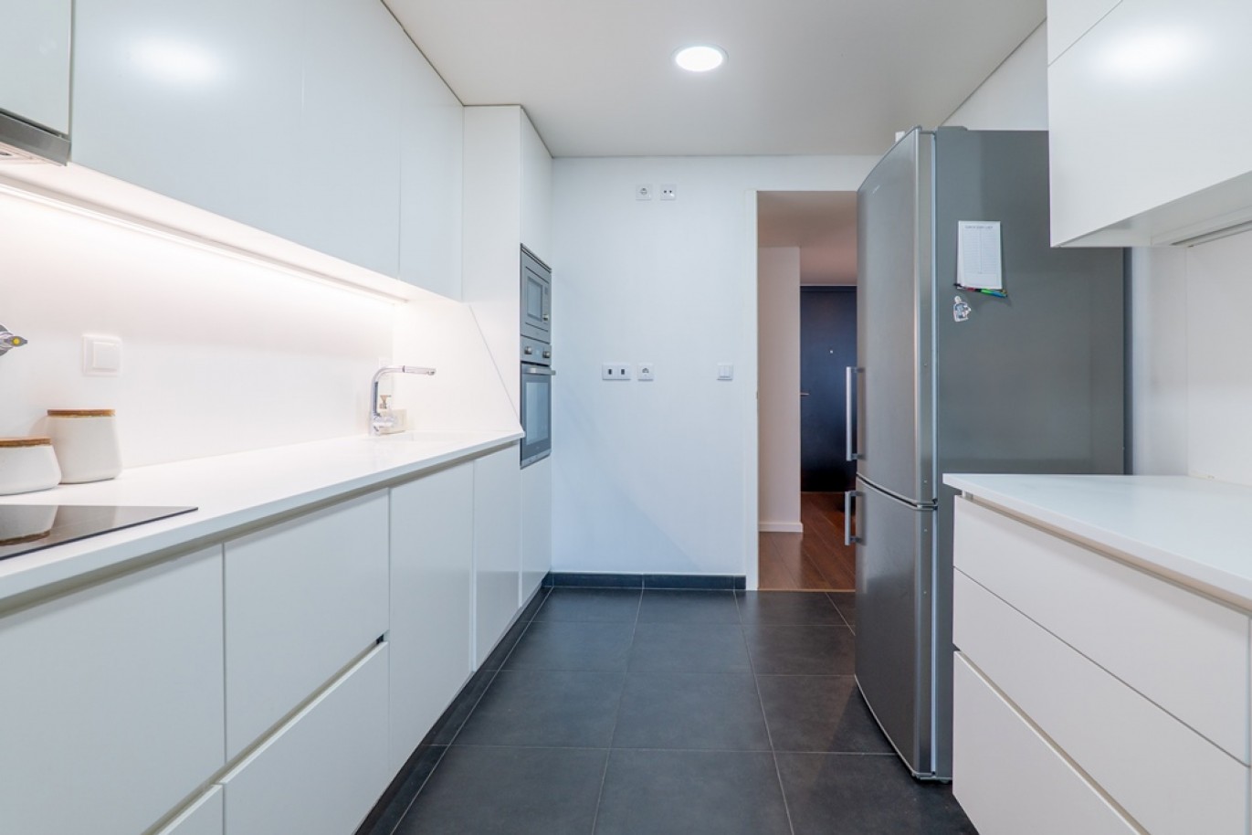 Apartamento T2 com varandas e vistas desafogadas à venda em Matosinhos_340233