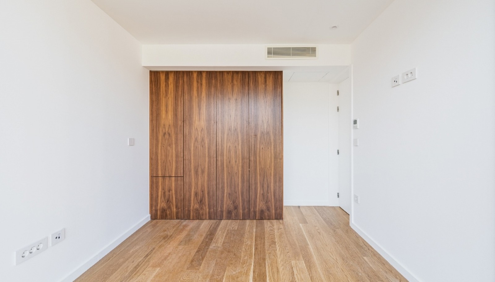 Moradia V4 reabilitada à venda em Massarelos, Porto_340732