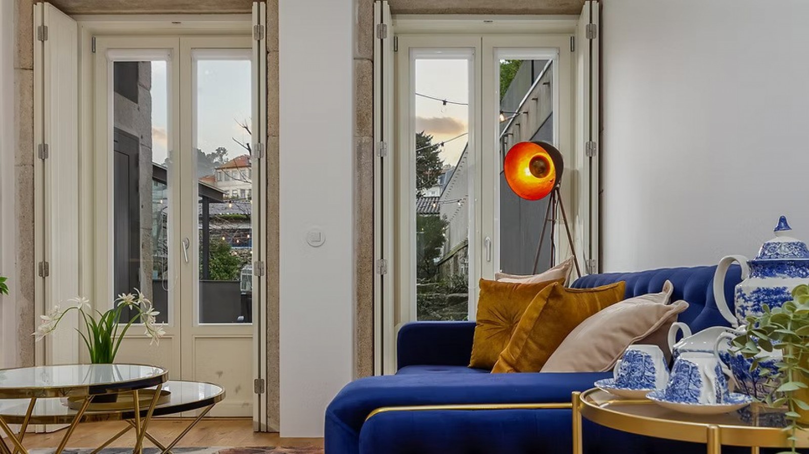 Two buildings for sale in the center of Porto, Portugal_340792