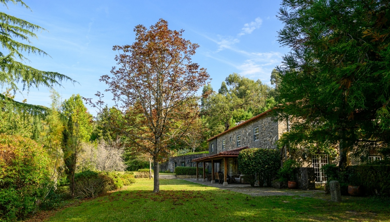 Quinta da Mata com duas casas e piscina para venda em Ponte de Lima_341321