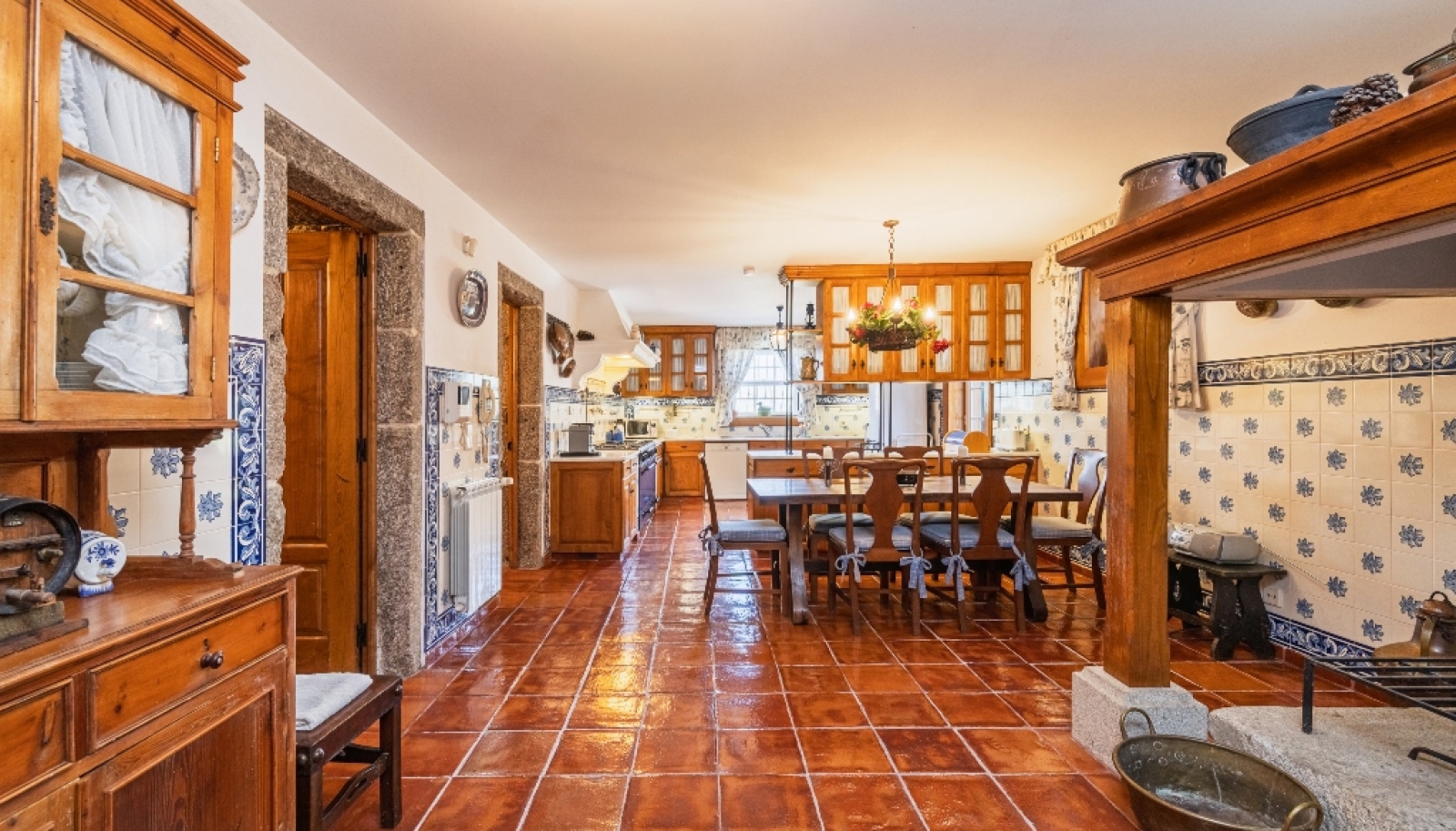 Quinta da Mata com duas casas e piscina para venda em Ponte de Lima_341365