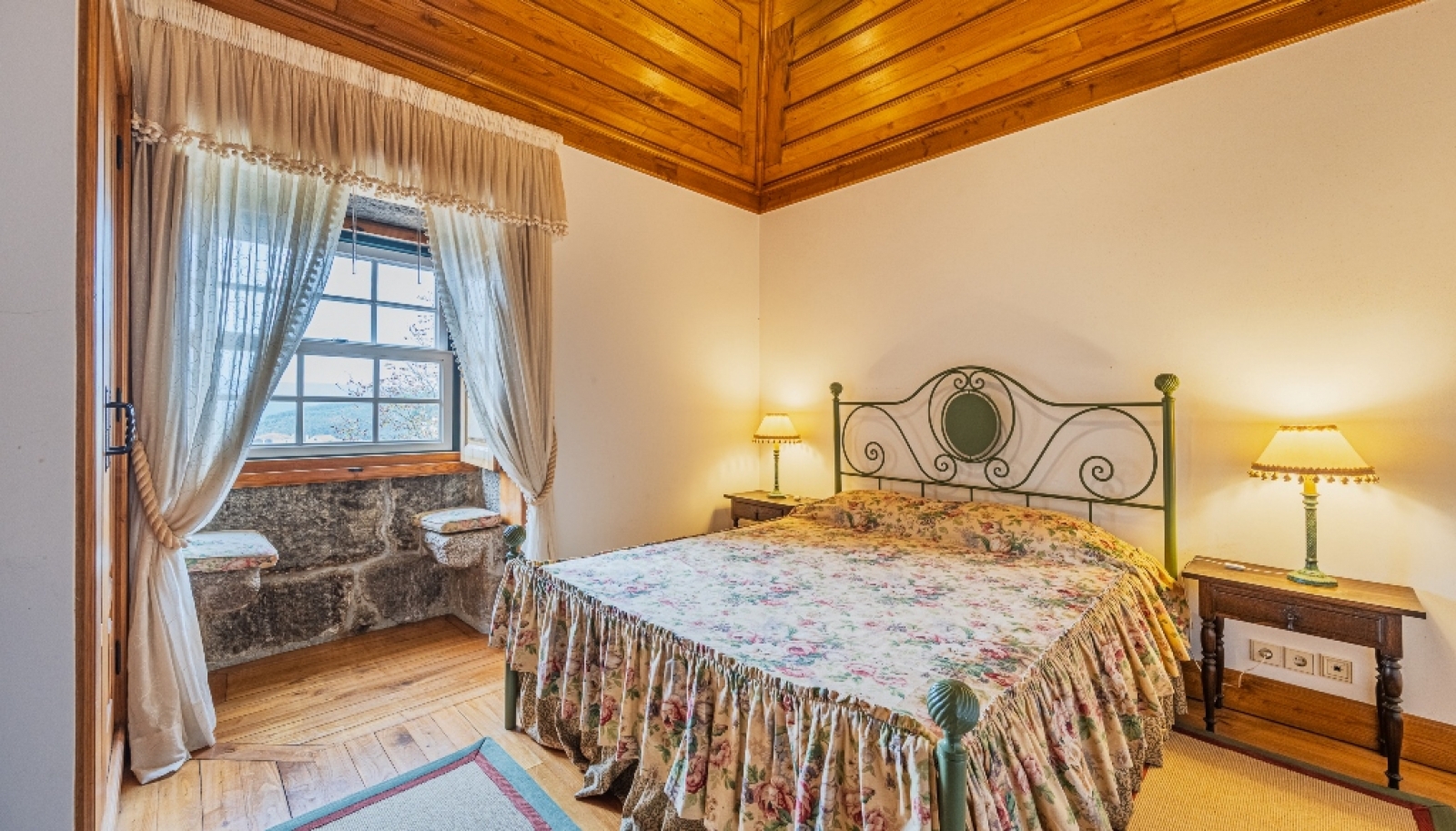 Quinta da Mata com duas casas e piscina para venda em Ponte de Lima_341382