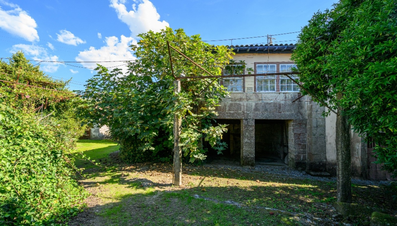 Propriedade do século XVII para venda na Póvoa de Lanhoso, Portugal_341511