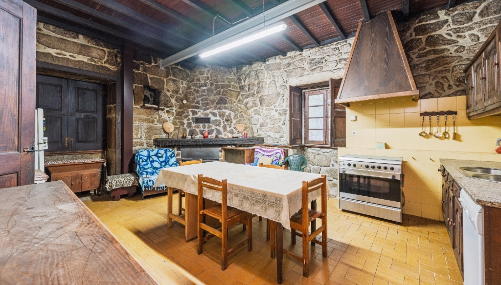 Propriedade do século XVII para venda na Póvoa de Lanhoso, Portugal_341520