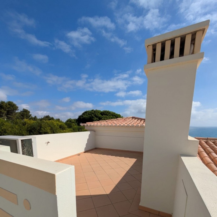 Villa amueblada con jardín en venta en Salema, Algarve,Portugal_341893
