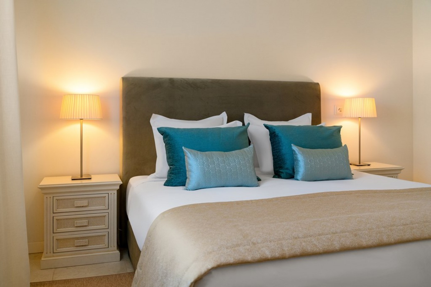 Apartamento em empreendimento turístico, para venda Carvoeiro, Algarve_342111