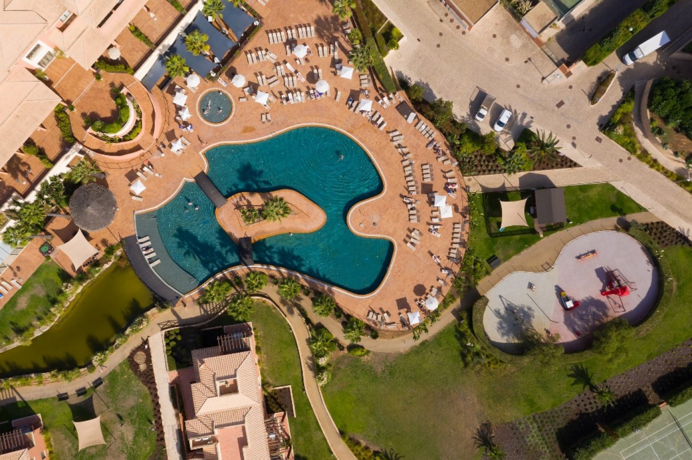 Apartamento em empreendimento turístico à venda em Carvoeiro, Algarve_342293