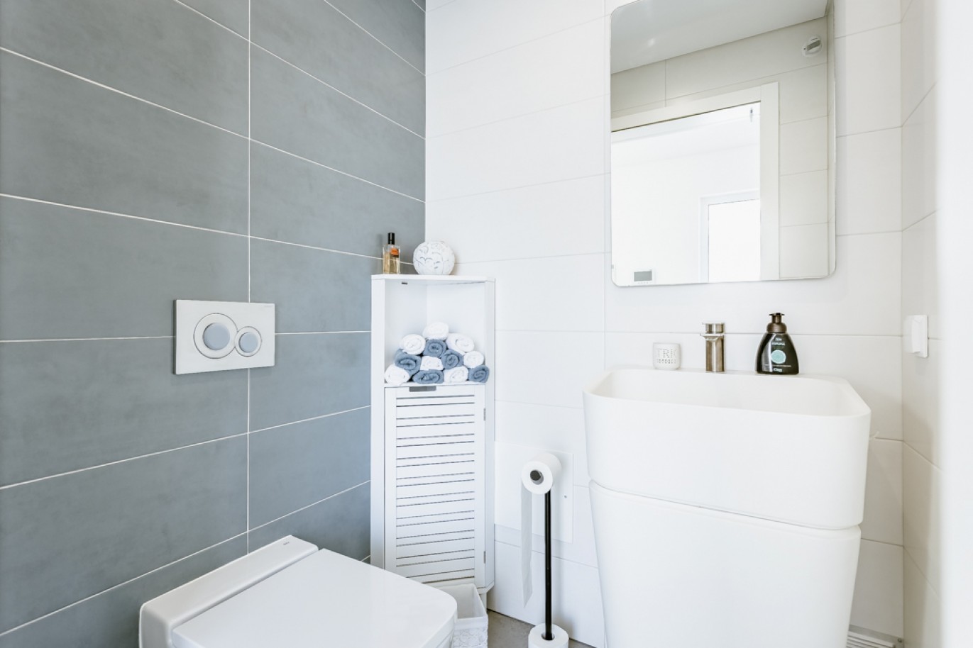 Villa contemporánea con piscina en venta en Silves, Algarve, Portugal_342594