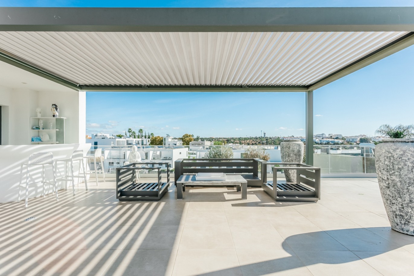 Villa contemporánea con piscina en venta en Silves, Algarve, Portugal_342611