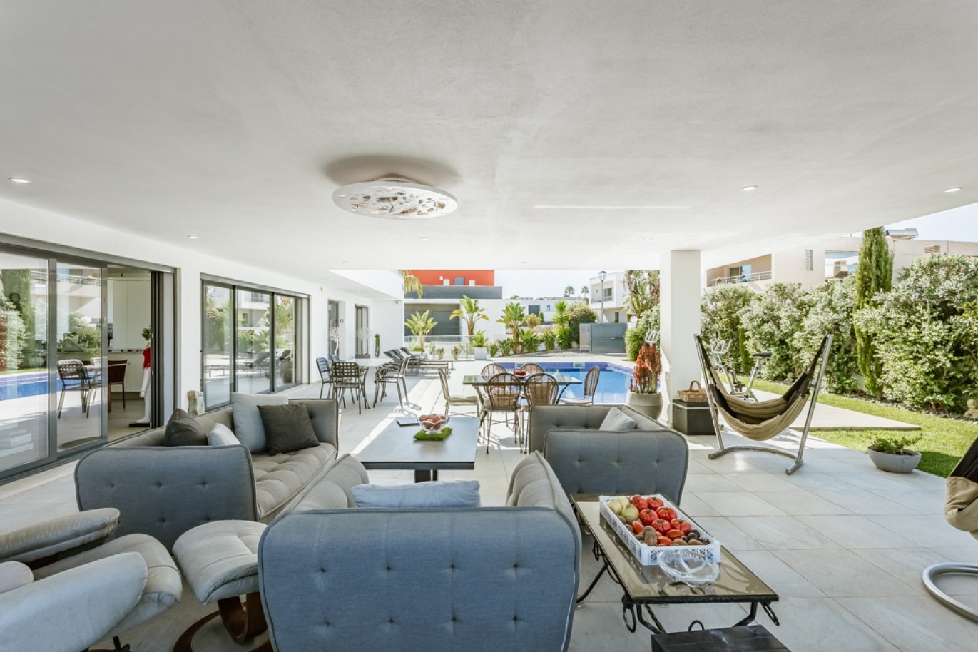 Villa contemporánea con piscina en venta en Silves, Algarve, Portugal_342613