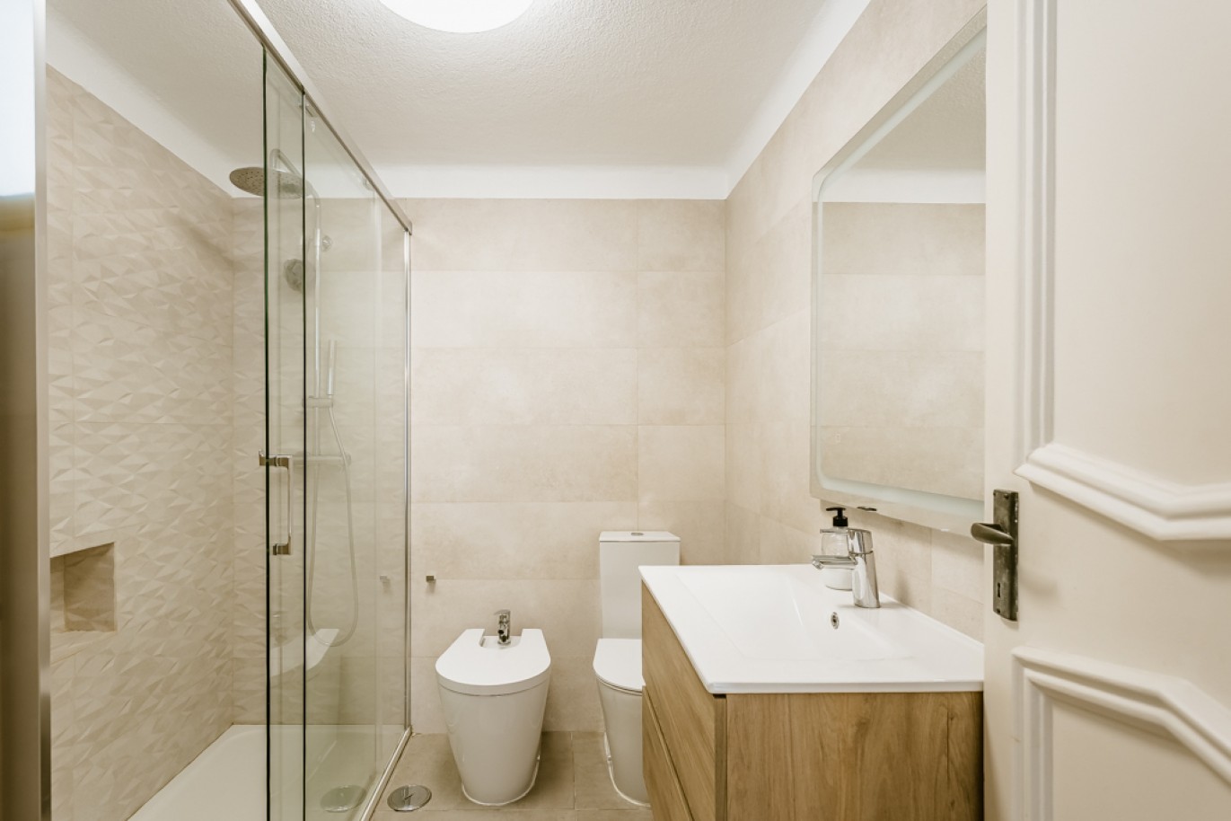 Exclusive 3-bedroom villa for sale, Golden Triangle, Algarve, Portugal_342630