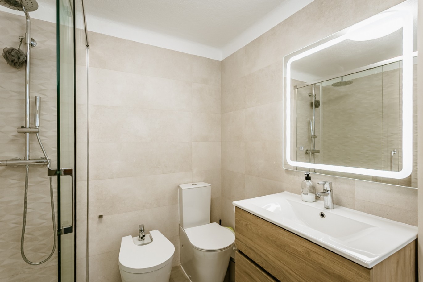 Exclusive 3-bedroom villa for sale, Golden Triangle, Algarve, Portugal_342631