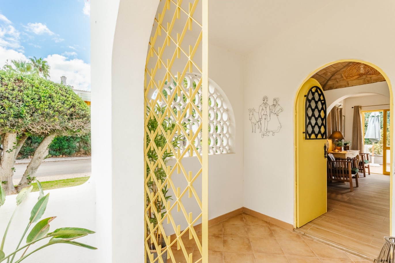 Exclusive 3-bedroom villa for sale, Golden Triangle, Algarve, Portugal_342640