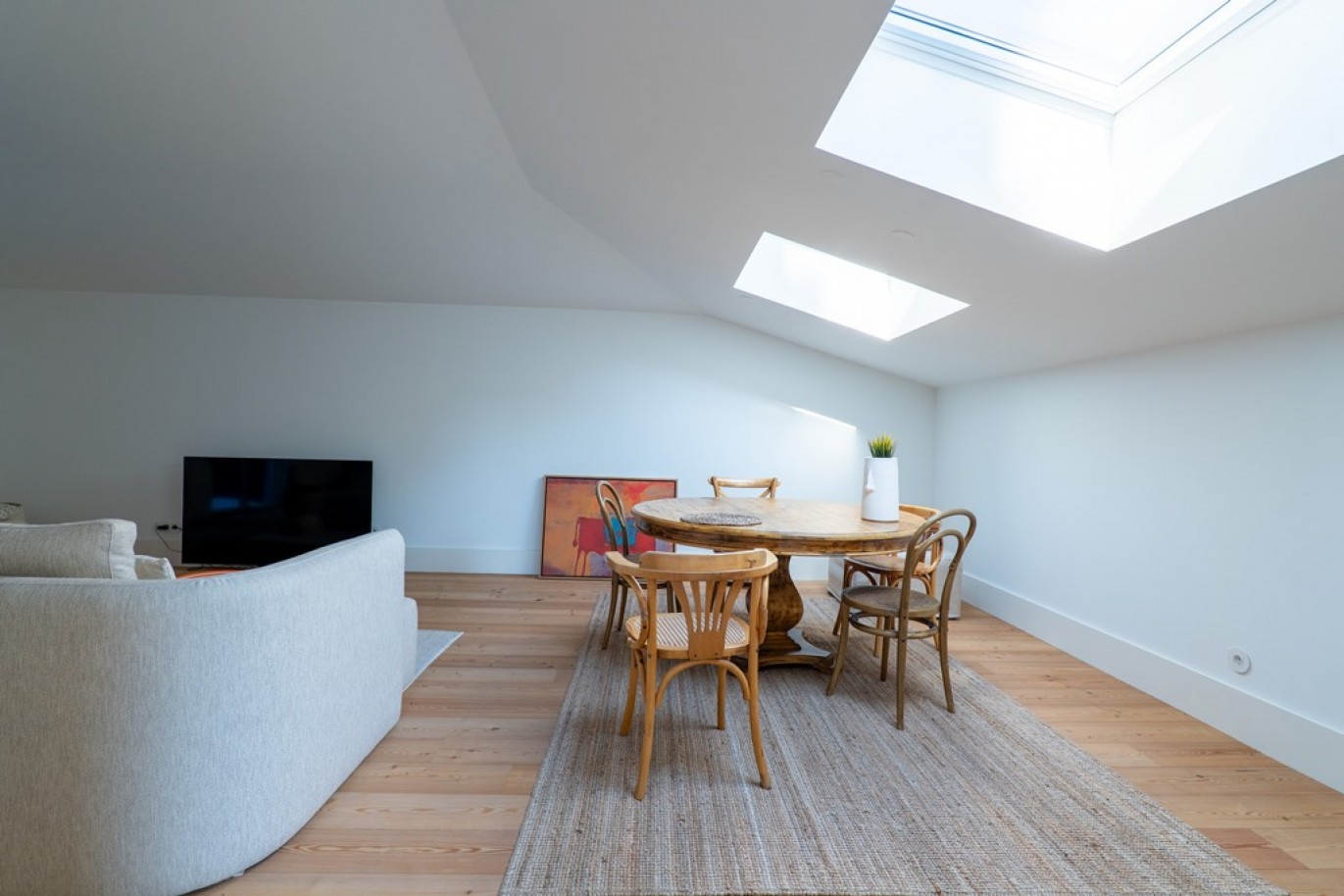 Apartamento T3 com terraços e piscina à venda no centro do Porto_343519