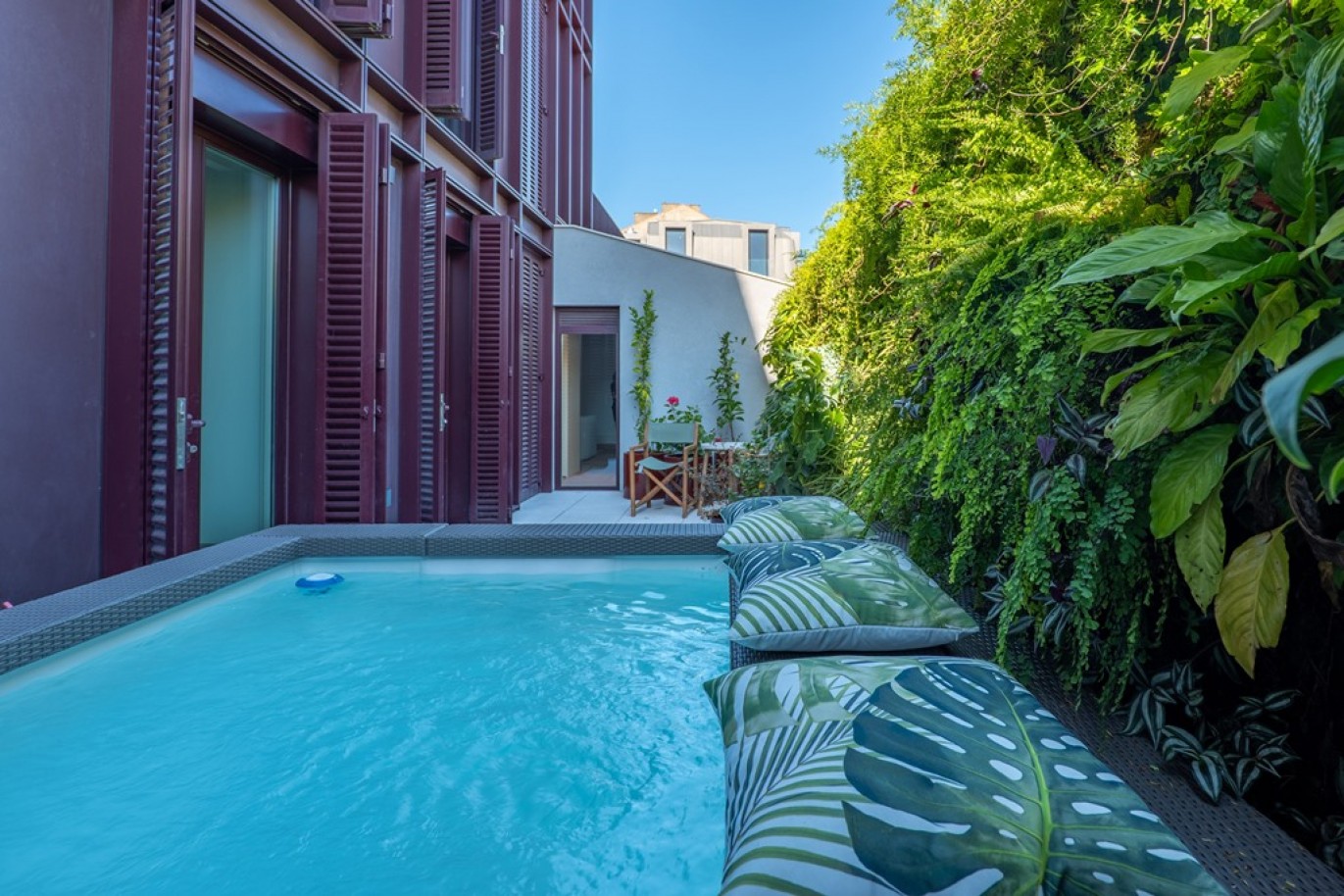 Apartamento T3 com terraços e piscina à venda no centro do Porto_343555