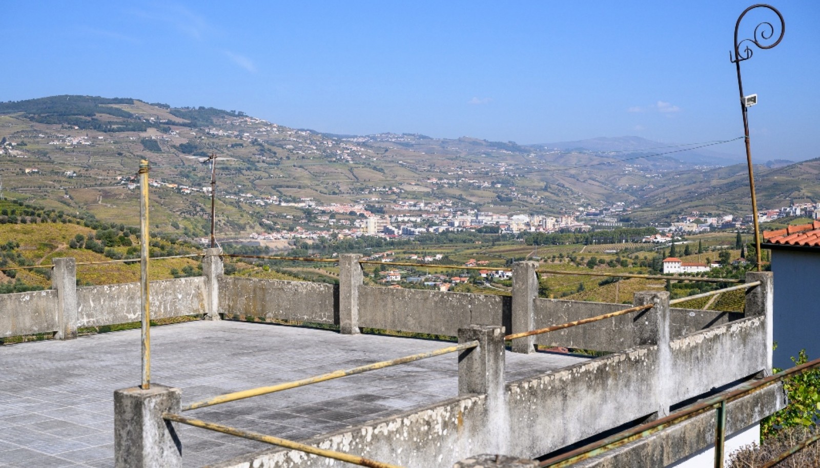 Quinta Vinícola à venda no Douro Valley em Cambres, Lamego_343716