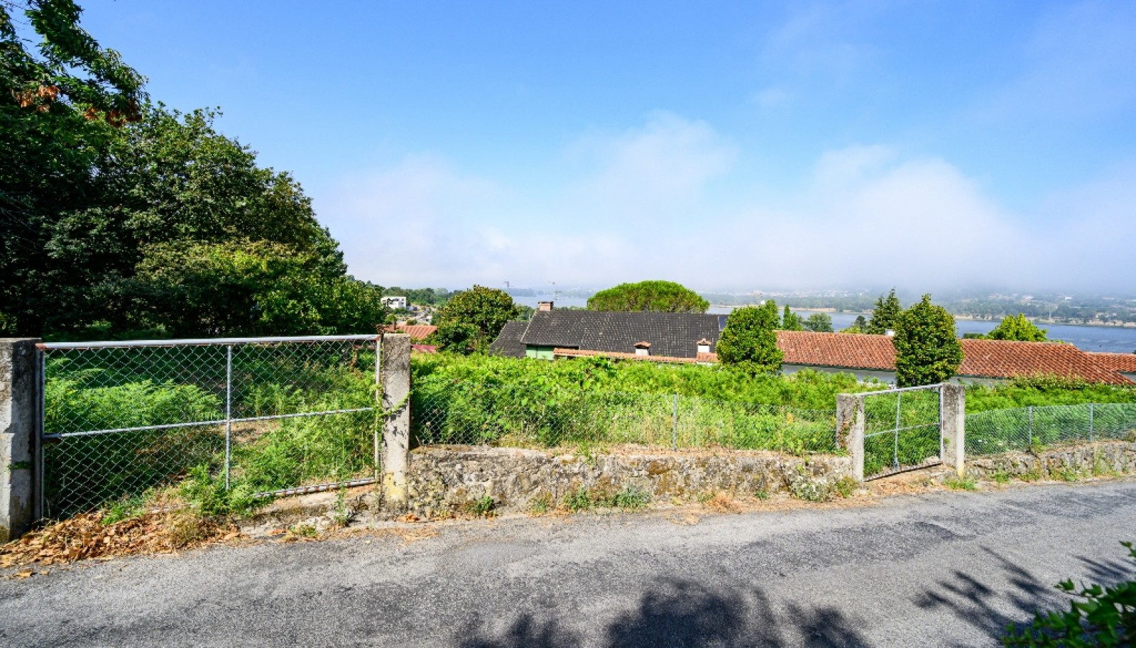 Terreno com projeto aprovado para moradia em Vila Nova de Cerveira_344504