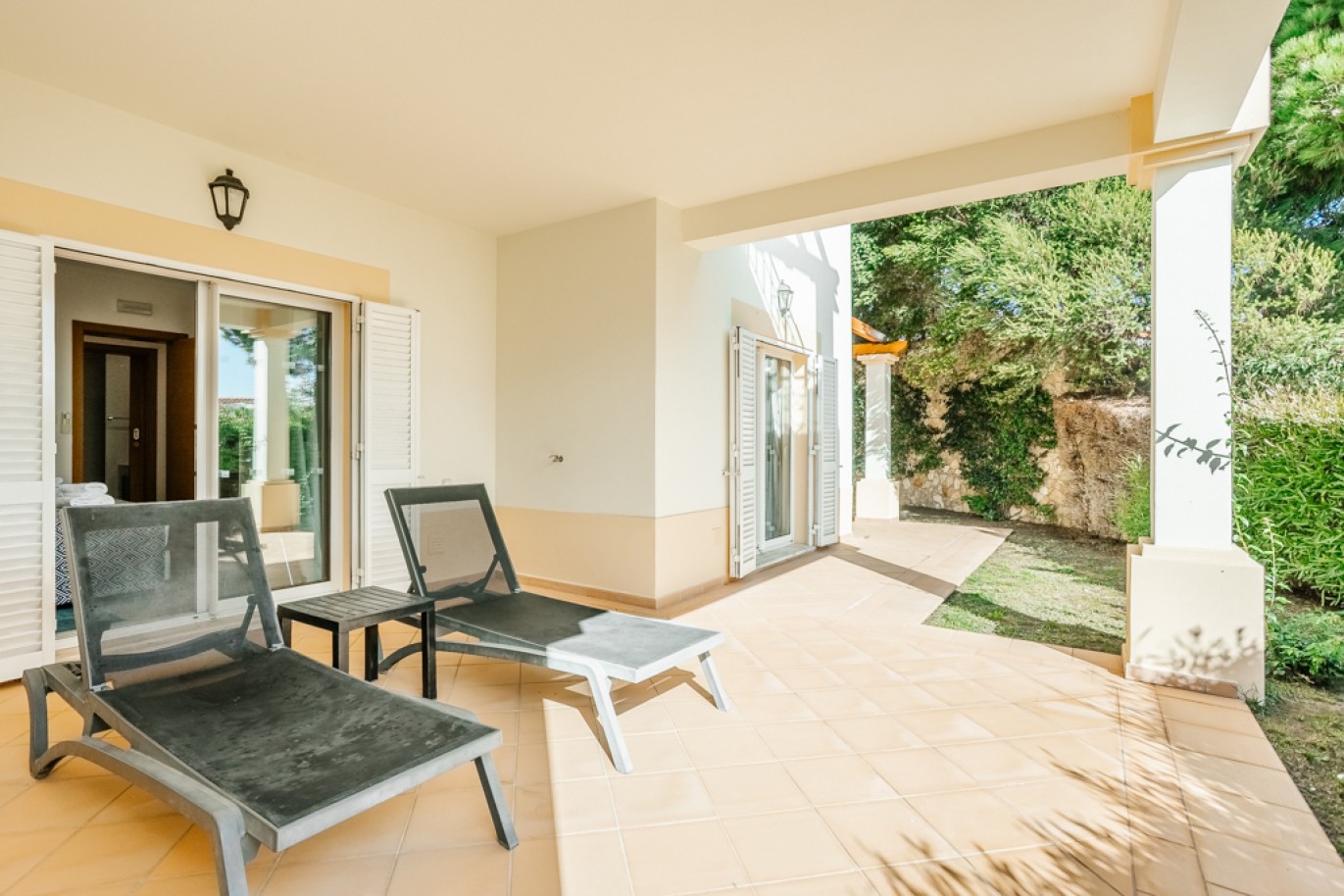 Villa meublé avec jardin à vendre à Salema, Algarve, Portugal_344791