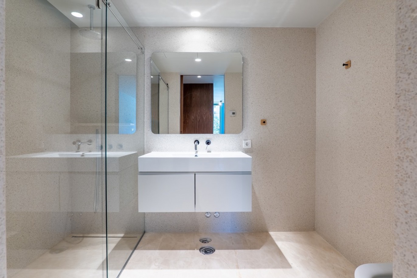 Apartamento T3 com jardim à venda junto ao Parque da Cidade no Porto_345357