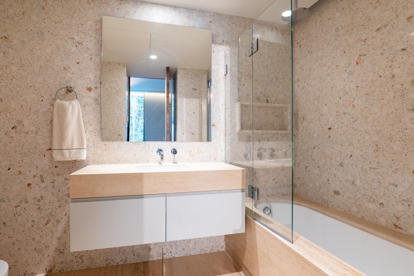 Apartamento T3 com jardim à venda junto ao Parque da Cidade no Porto_345371