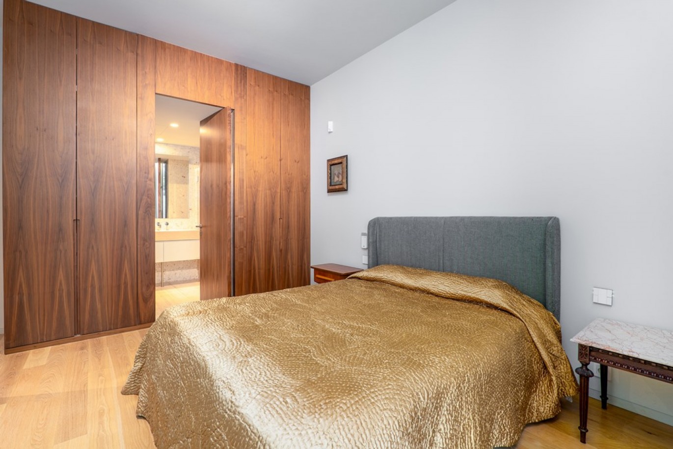 Apartamento T3 com jardim à venda junto ao Parque da Cidade no Porto_345372