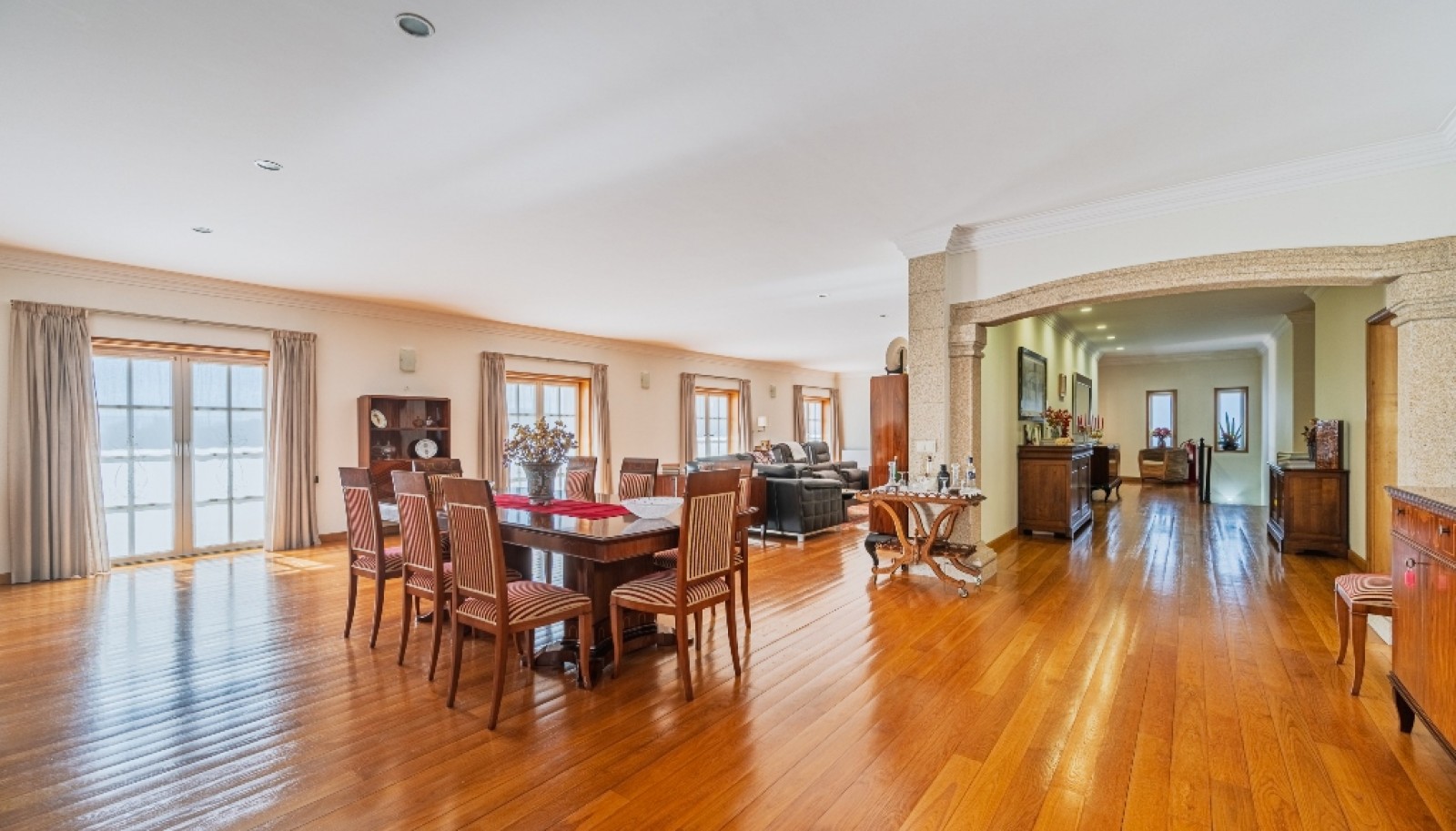 Villa de 6 chambres avec jardin et piscine à vendre Guimarães, Portugal_346069