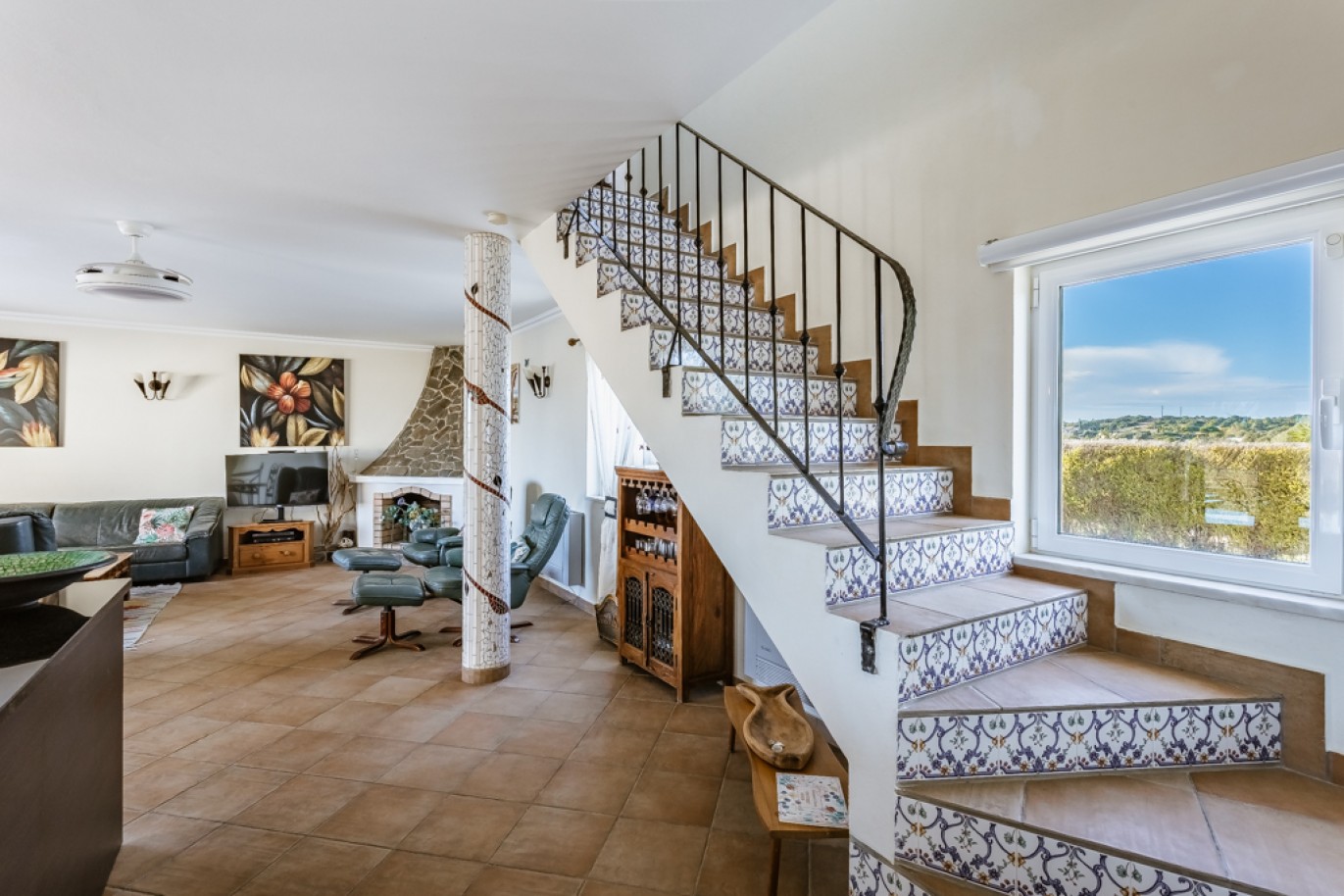 Villa mit Pool und Garage zu verkaufen in Salema, Algarve, Portugal_346302