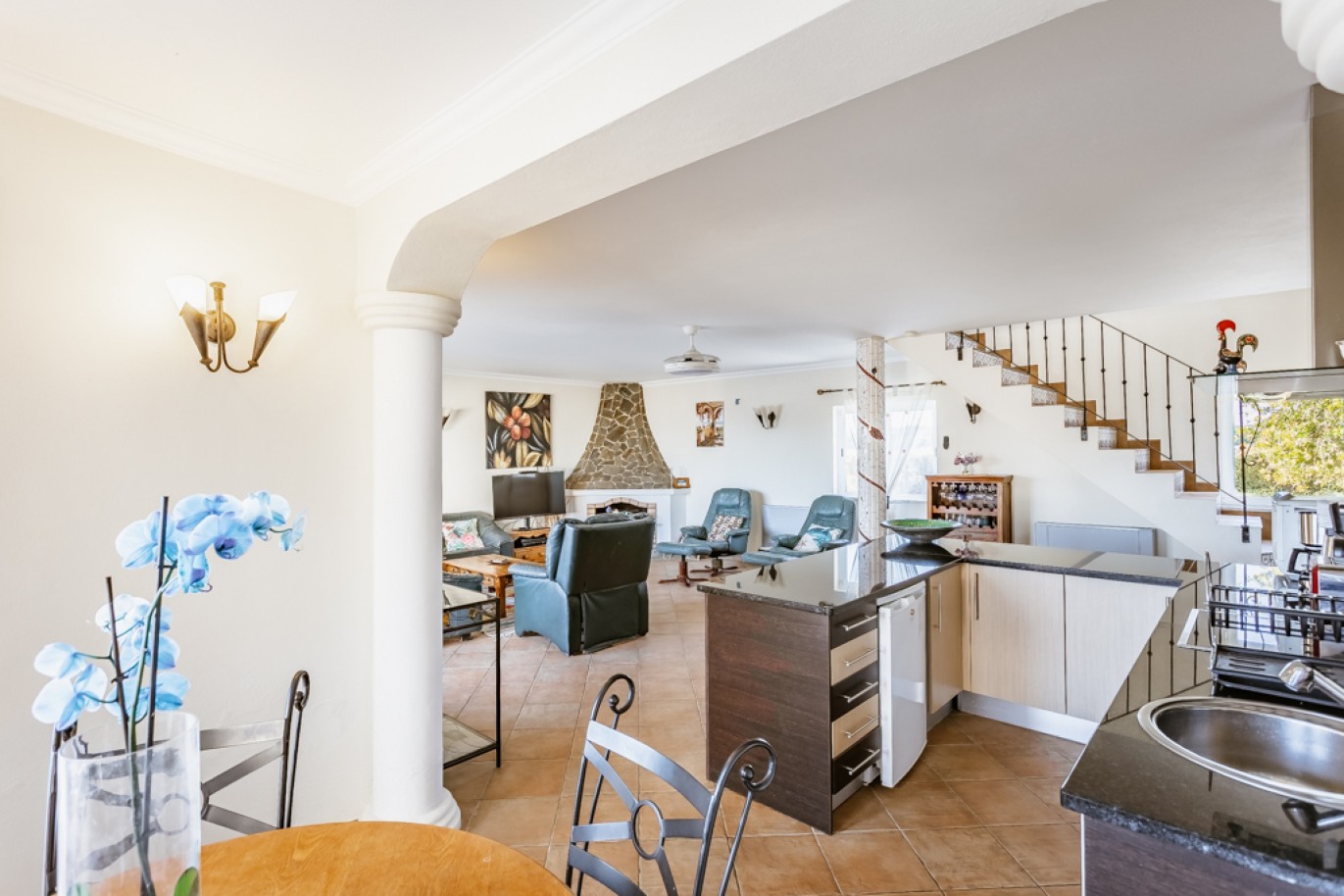 Villa mit Pool und Garage zu verkaufen in Salema, Algarve, Portugal_346304