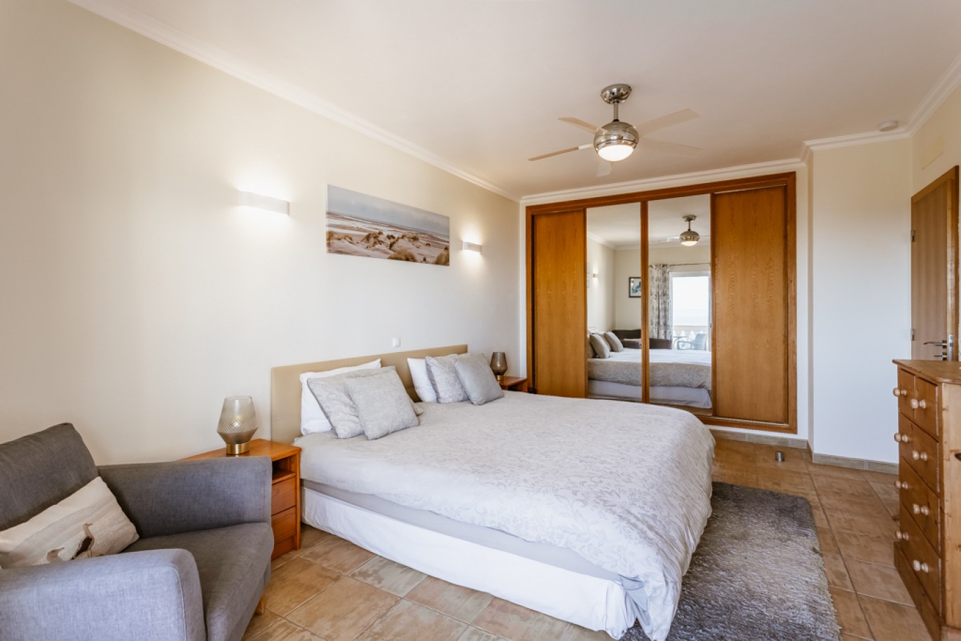 Villa mit Pool und Garage zu verkaufen in Salema, Algarve, Portugal_346309