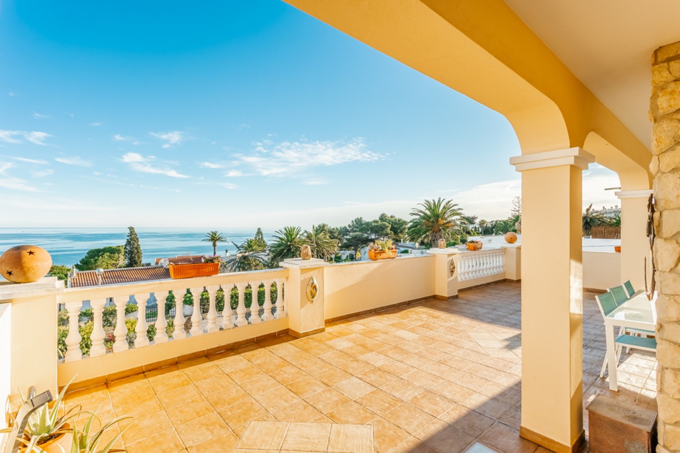 Villa mit Pool und Garage zu verkaufen in Salema, Algarve, Portugal_346315