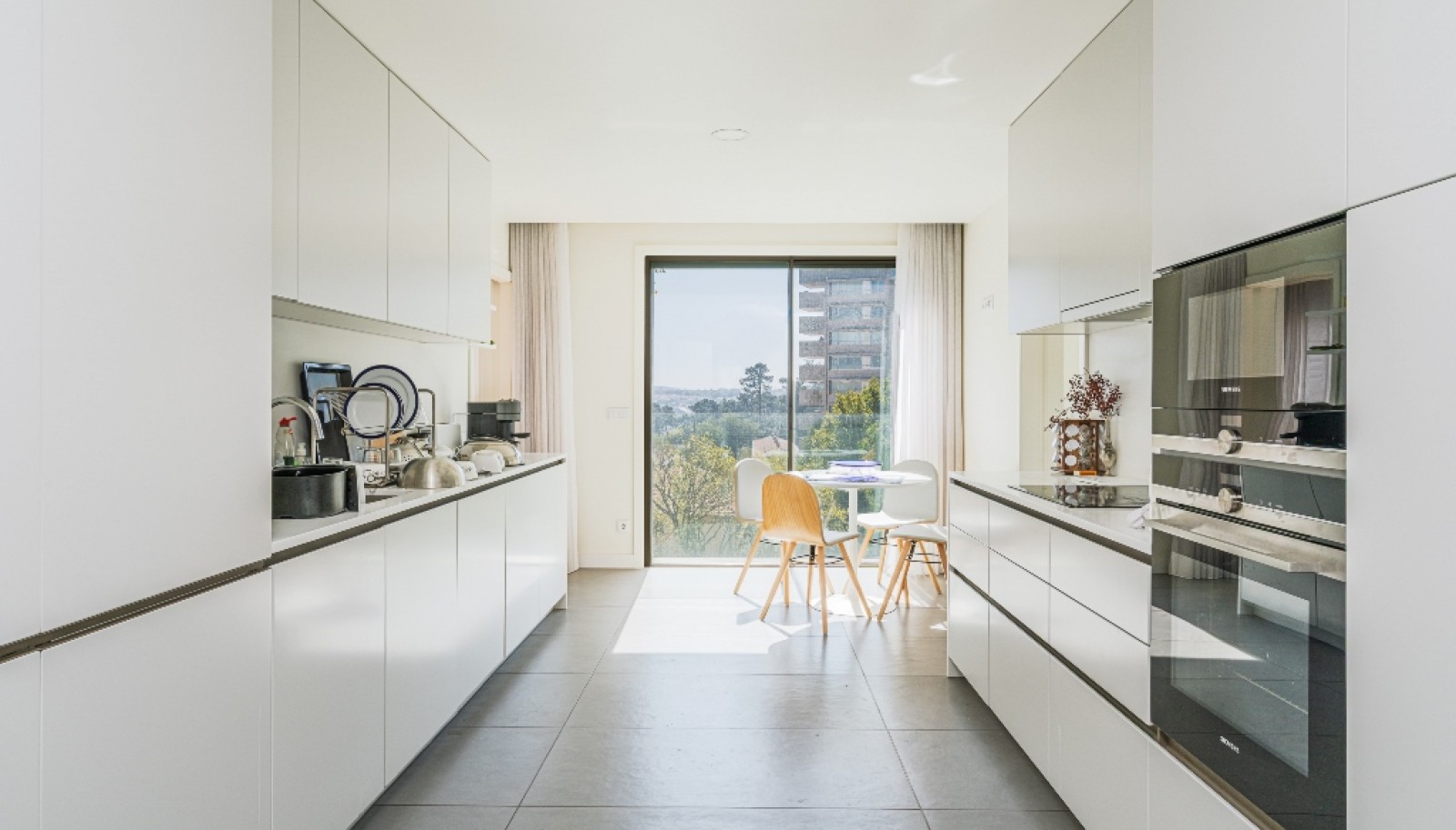 Vier schlafzimmer wohnung mit balkon zu verkaufen in Porto, Portugal_347671