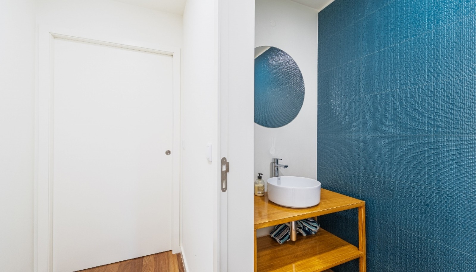 Vier schlafzimmer wohnung mit balkon zu verkaufen in Porto, Portugal_347685