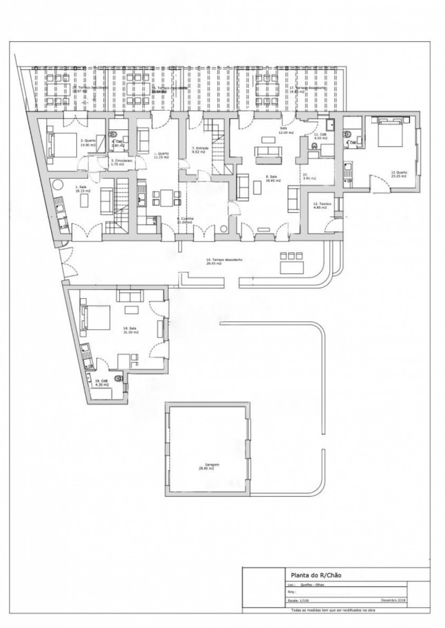 House in Quelfes - Image 3