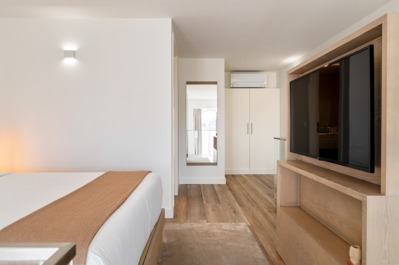 Apartamento novo com mezzanine e terraço, para venda, em V. N. Gaia, Portugal_348170