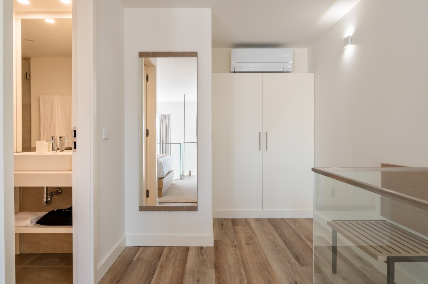 Apartamento novo com mezzanine e terraço, para venda, em V. N. Gaia, Portugal_348174