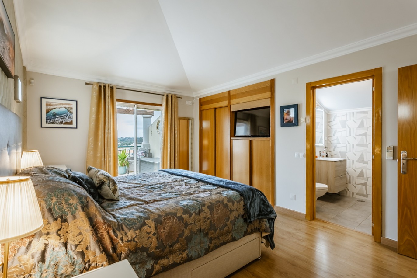 Appartement duplex de 3 chambres à vendre à Guia, Algarve, Portugal_348989