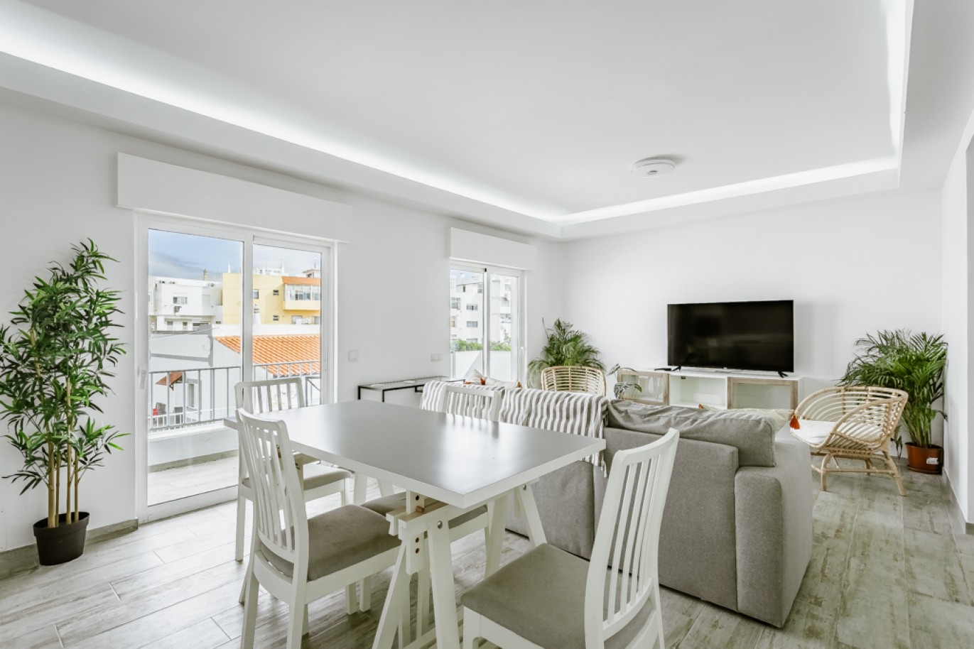 Wohnung mit 2 Schlafzimmern zu verkaufen, Quarteira, Algarve, Portugal_349029