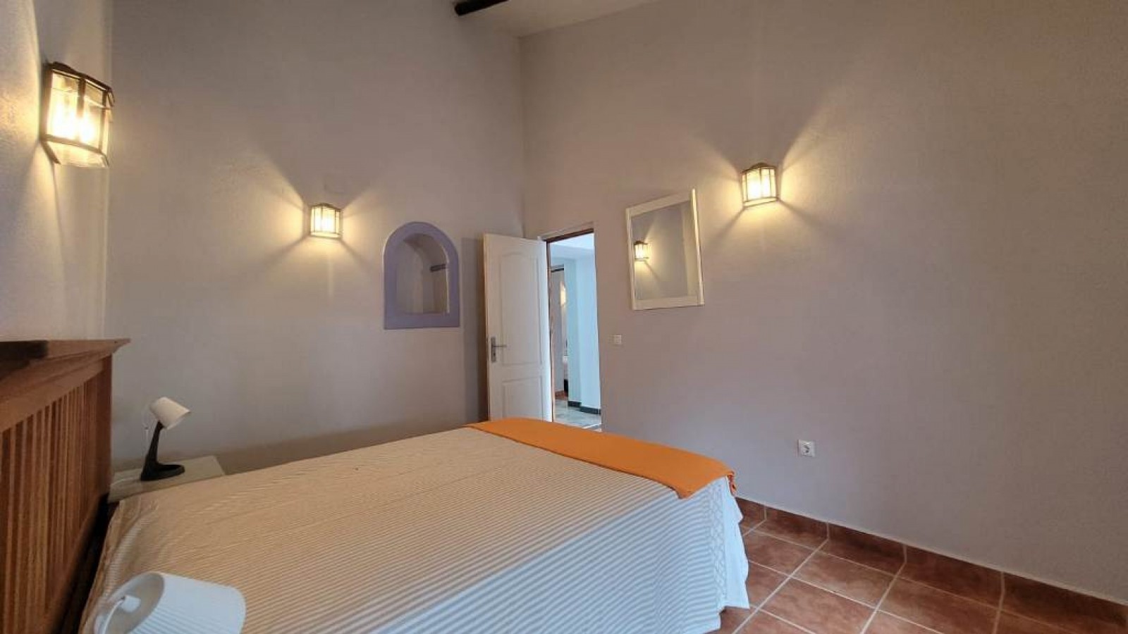 Renovierte 4-Schlafzimmer-Villa zu verkaufen Silves, Algarve, Portugal_349069