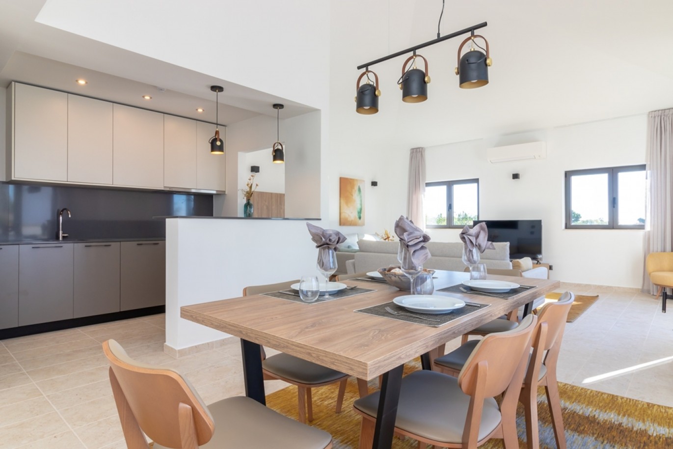 Villa with 3 Bedrooms, in luxury condominium, Carvoeiro, Algarve_349276
