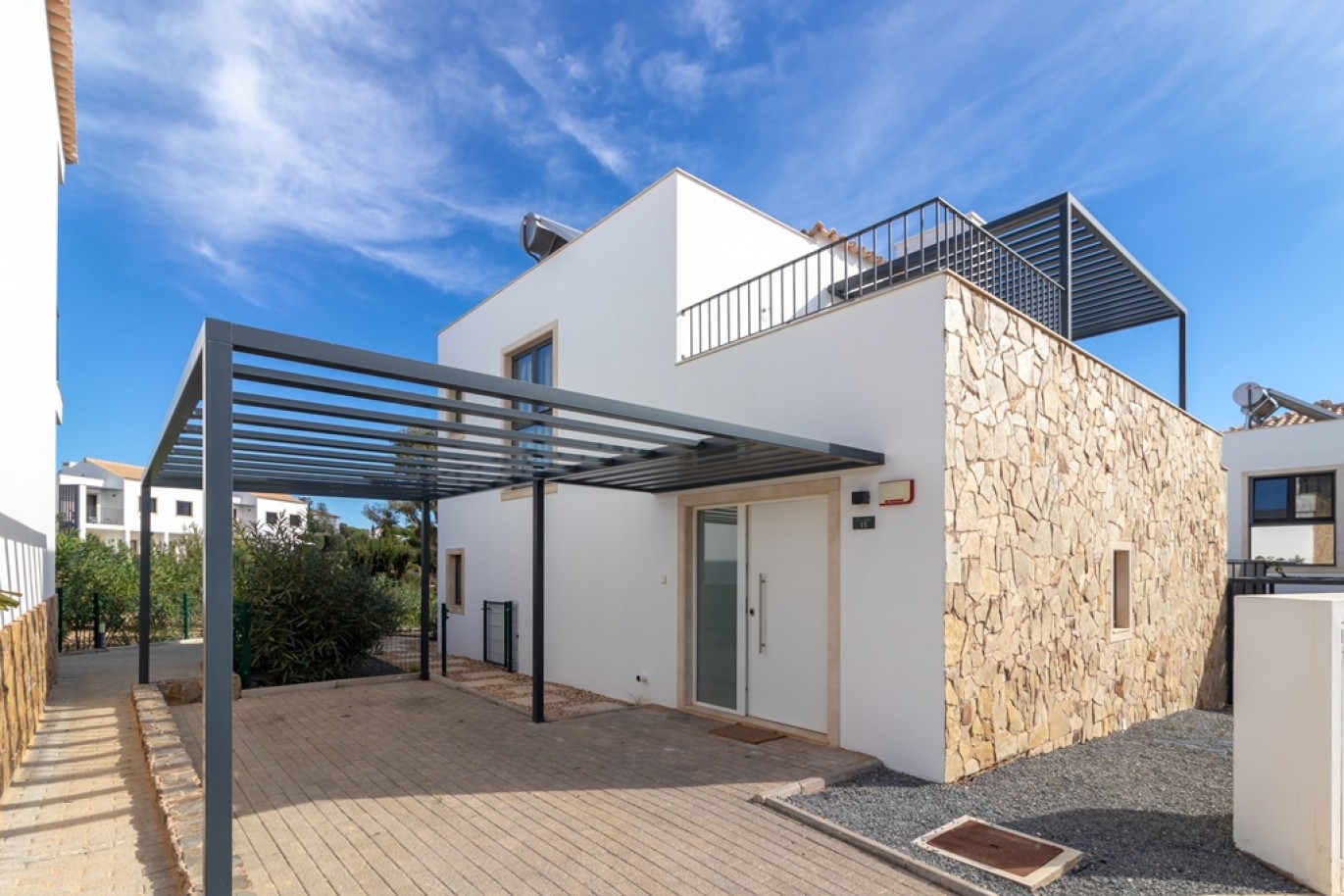 Villa with 3 Bedrooms, in luxury condominium, Carvoeiro, Algarve_349290