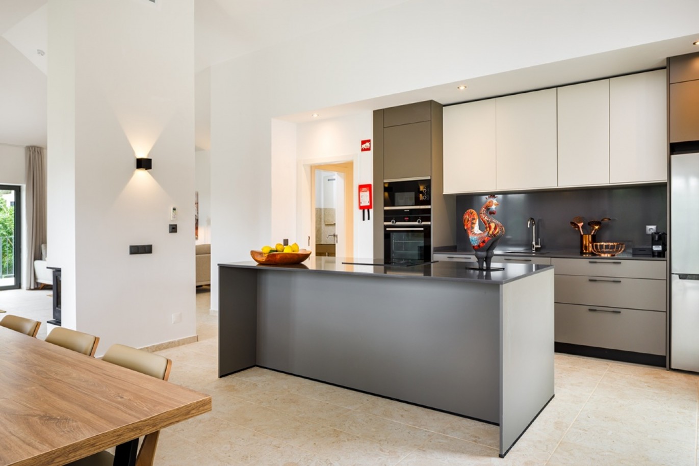 5 Bedroom Villa in luxury condominium with private pool, Carvoeiro, Algarve_349296