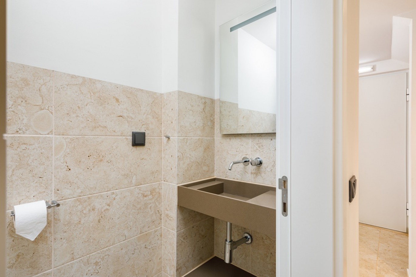 5 Bedroom Villa in luxury condominium with private pool, Carvoeiro, Algarve_349299